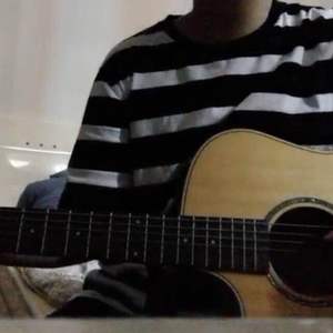 把男生的鸡鸡放到女生的屁股日本
